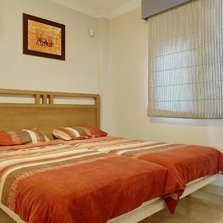 Spacious Stunning Views 2-bed Daire *