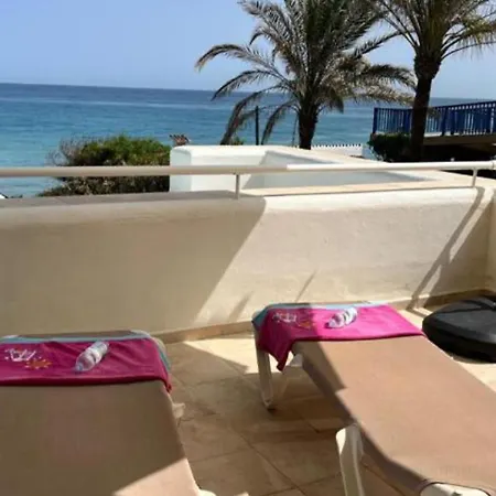 Spacious Stunning Views 2-bed Apartment *