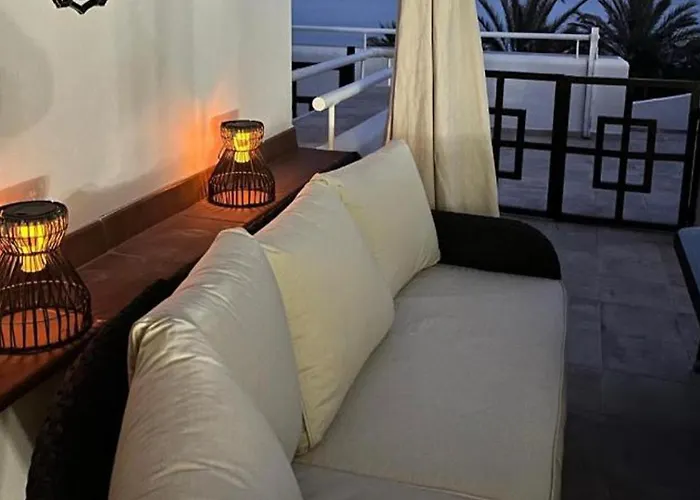 Spacious Stunning Views 2-bed Естепона